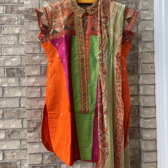 Indian Salwar kameez / shorter length Kurta multicolored NWOT Sz M - Picture 2 of 12
